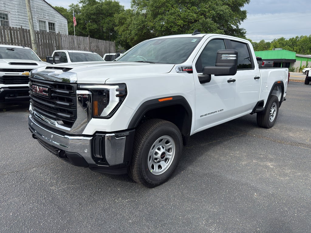 2026 GMC Sierra 2500 HD Pro in Summit White — front three-quarter view